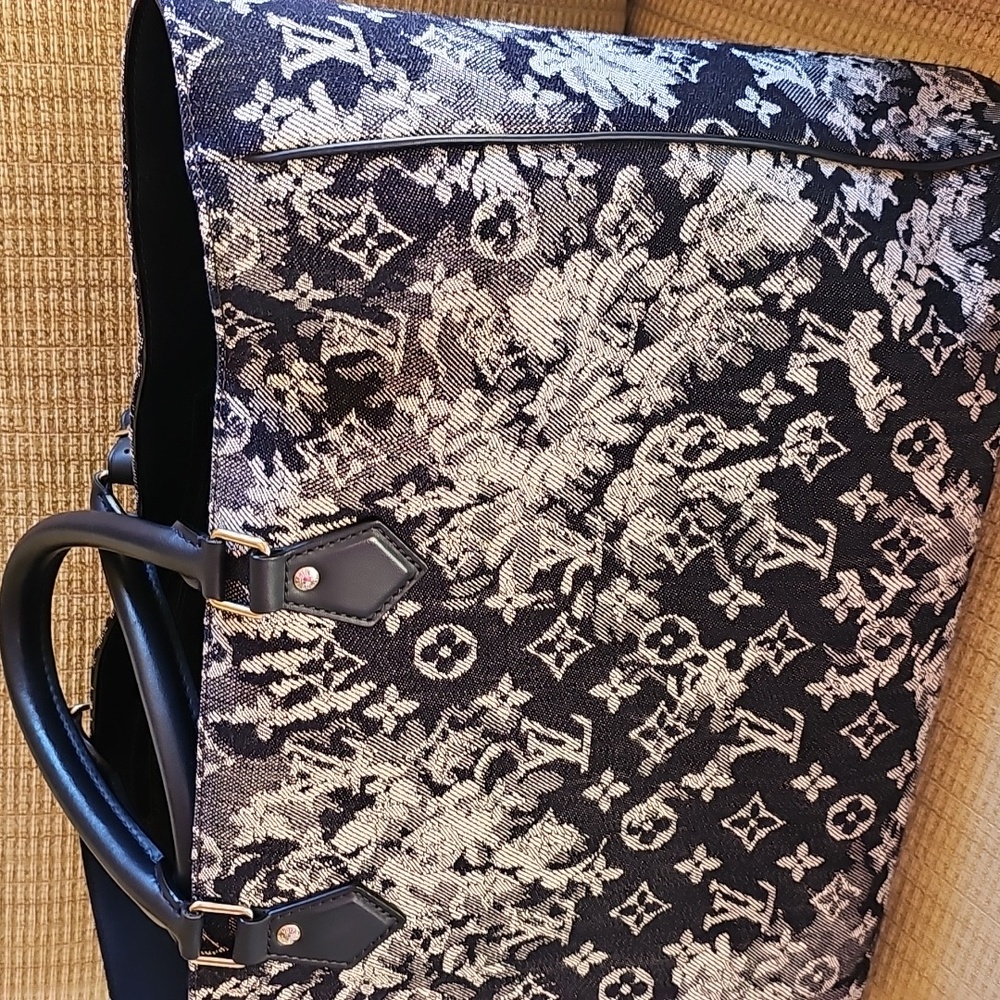 Louis VUITTON Tapestry SAC Large Onthego BAG EXCELLENT CONDITION - Picture 8 of 17